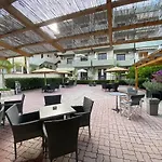 Pavlos - Hotel