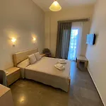 Pavlos -
