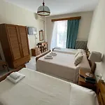 Pavlos - Hotel Tolón