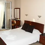 Pavlos -