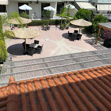 Pavlos - Hotel Tolón