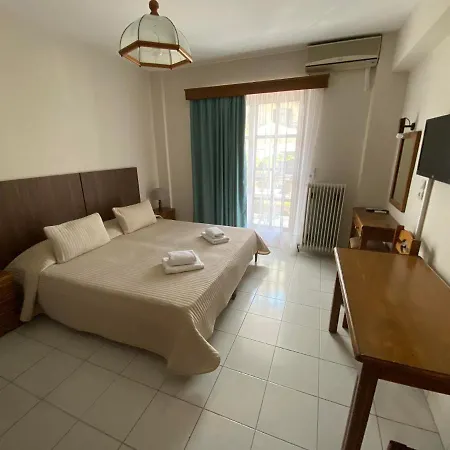 酒店 Pavlos - 托隆