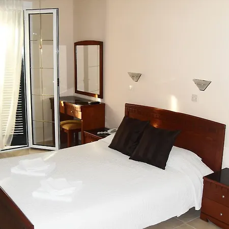 Pavlos -